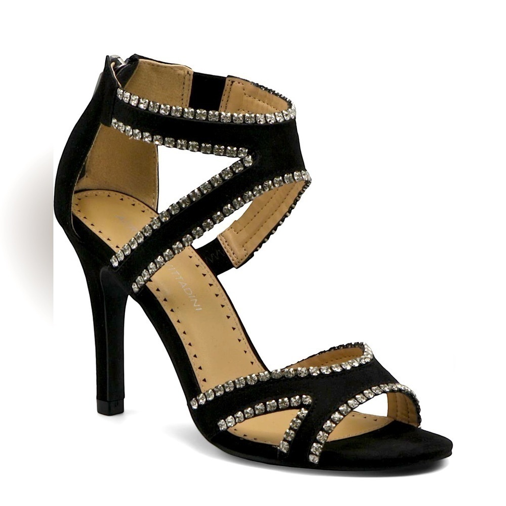 ADRIENNE Vittadini Style-Giro Crystal embellished sandals.  NWB, Size 8 Suede
